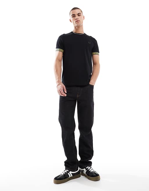 relaxed t-shirt in black with striped sleeve cuff