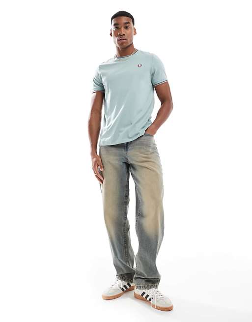 twin tipped t-shirt in ice blue