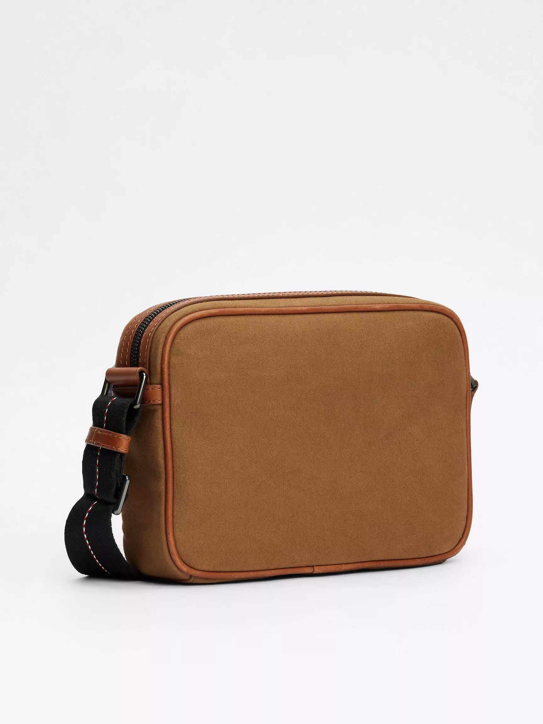 Tommy Casual Prep Crossbody Bag