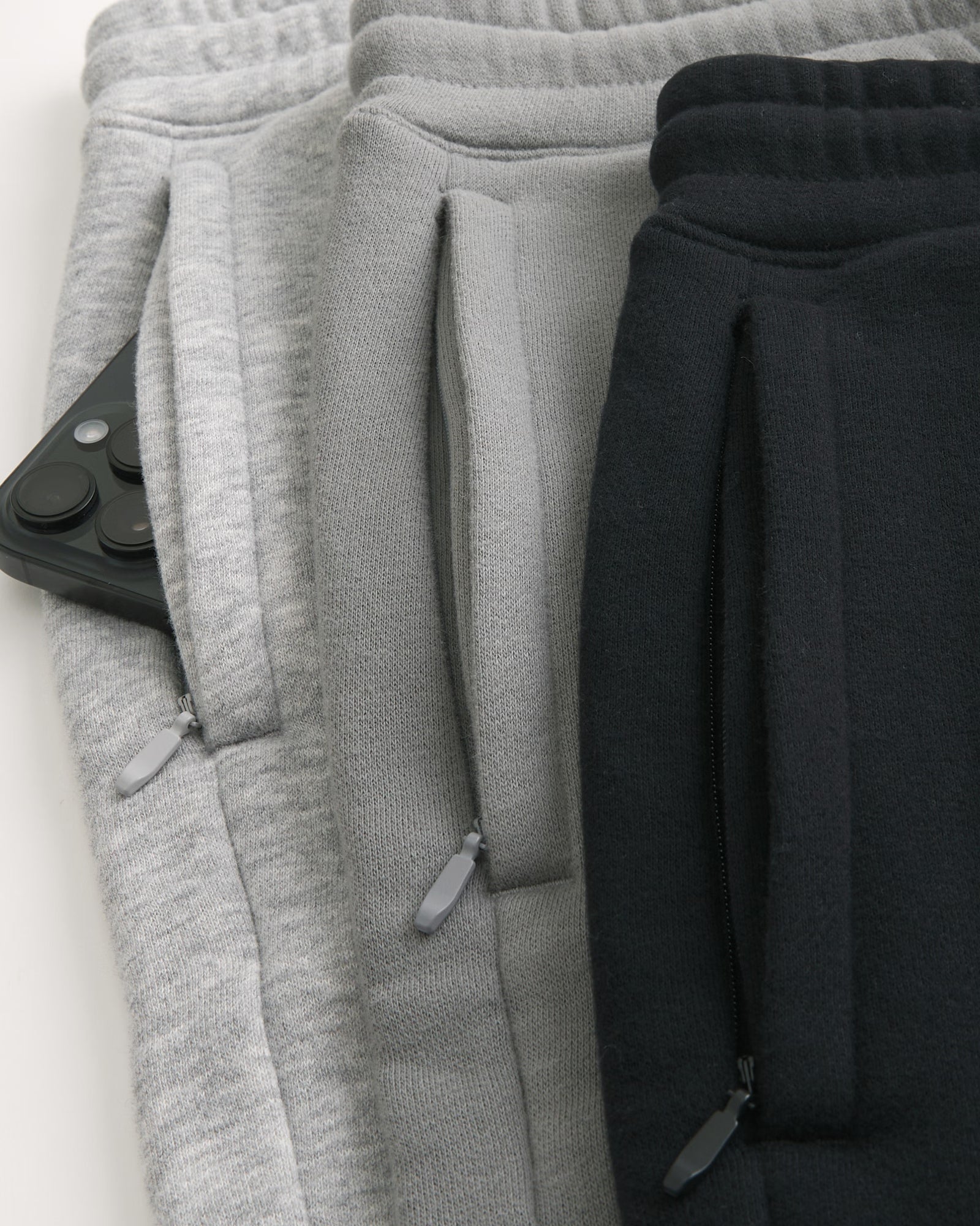 Hollister - Relaxed Fleece Jogger 3-Pack