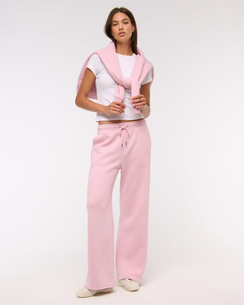 Abercrombie & Fitch - High Rise Wide Leg Sunday Sweatpant