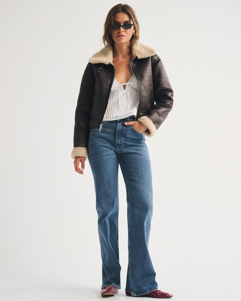 Abercrombie & Fitch - High Rise 90s Relaxed Jean