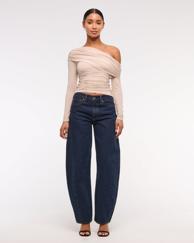 Abercrombie & Fitch - Mid Rise Barrel Jean