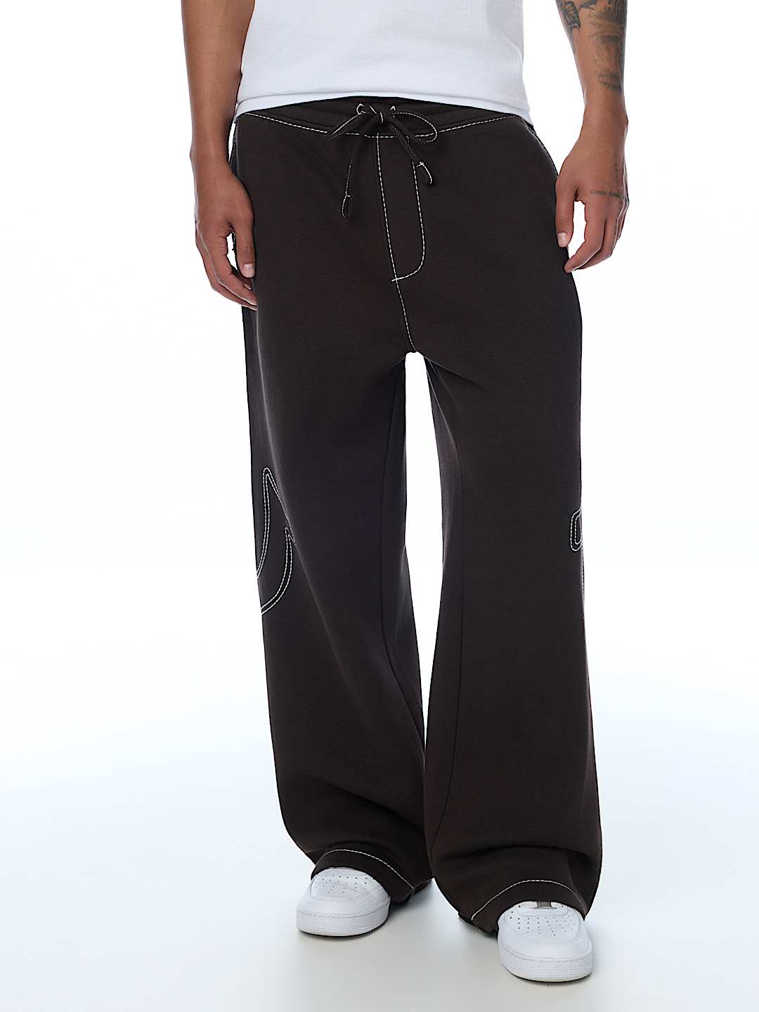 True Religion - Big T Horseshoe Baggy Sweatpant