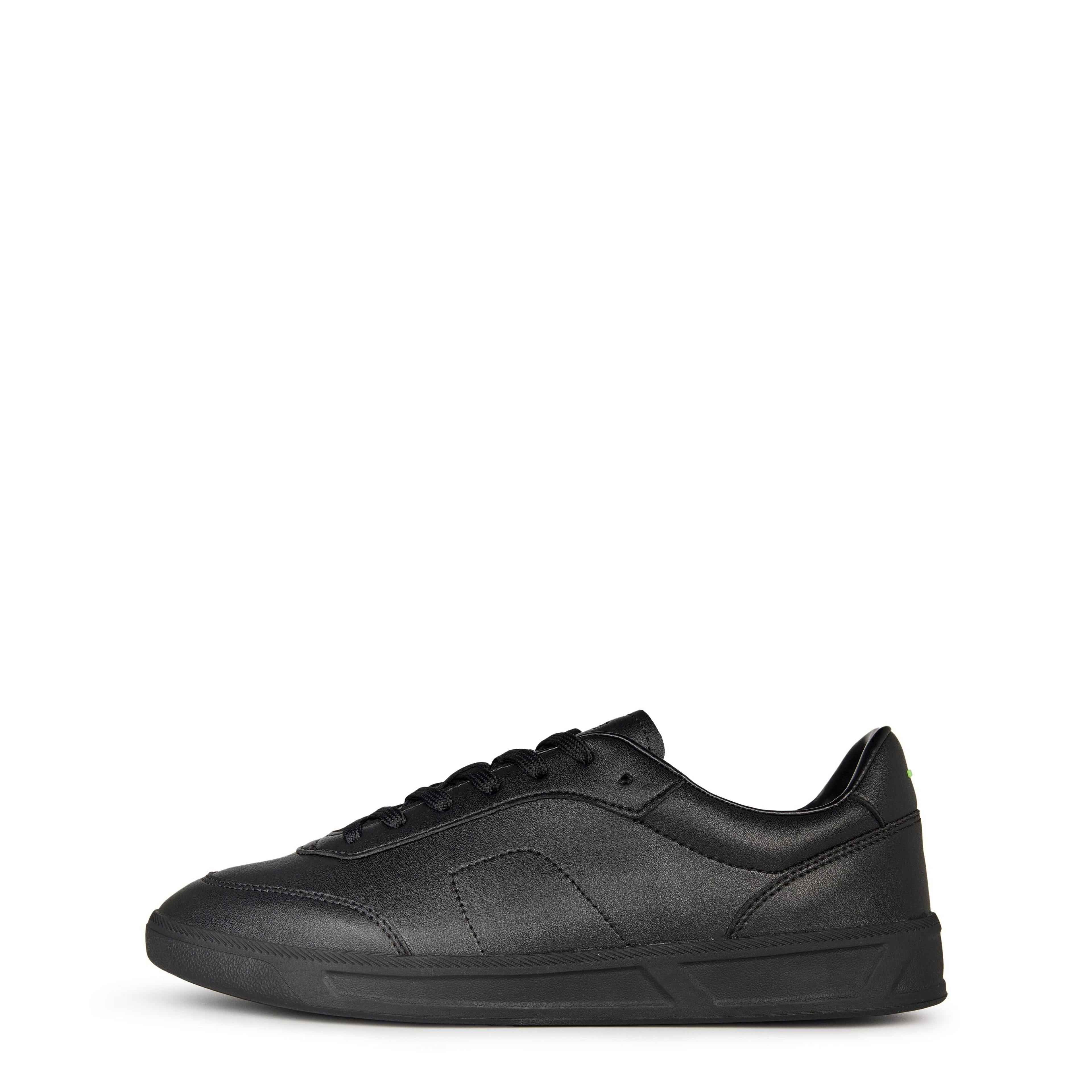 BOSS - Leather Trainers with Logo Detail - Premium Construction (Brandon)