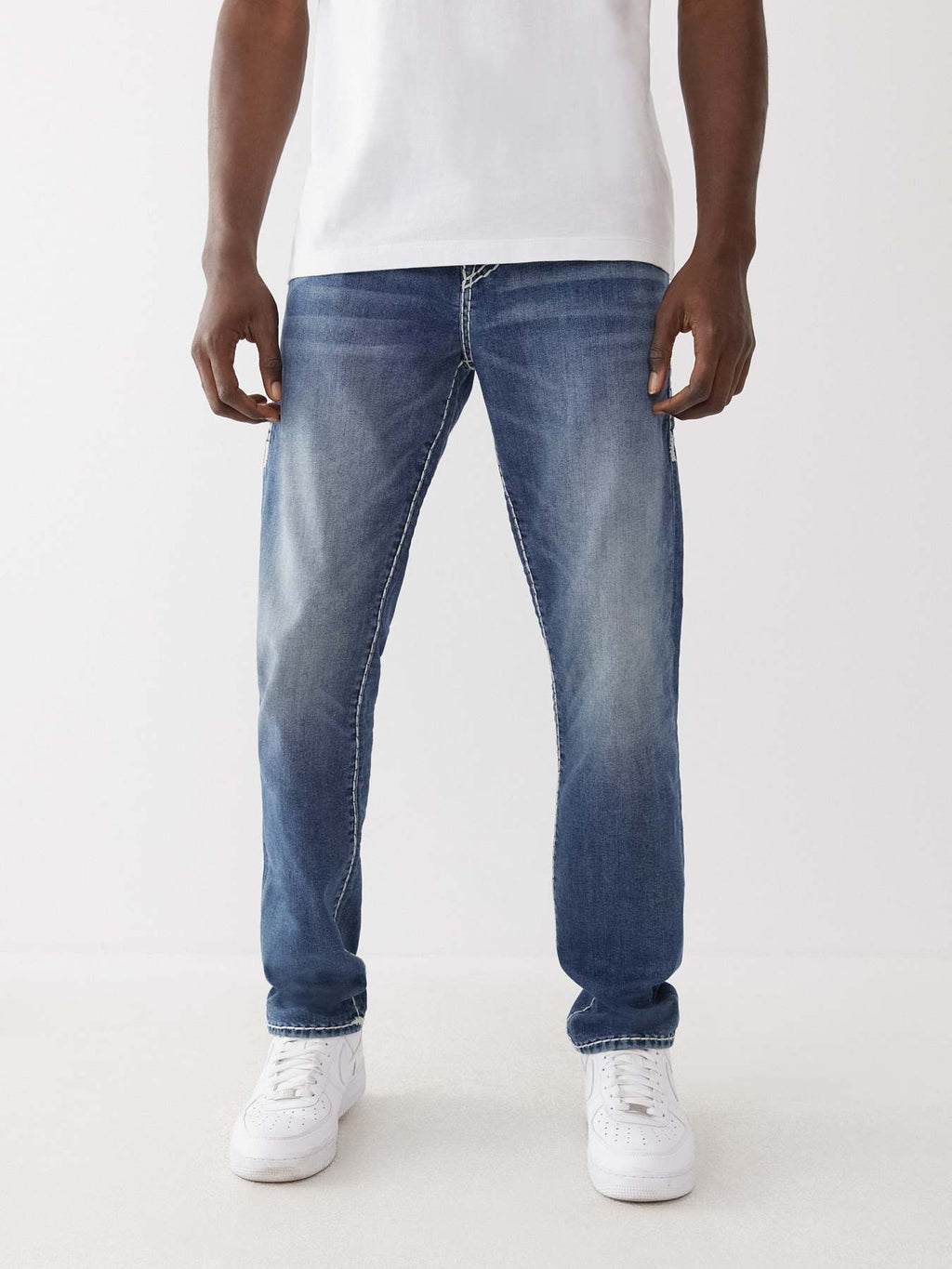 True Religion - ROCCO SUPER T SKINNY JEAN 32"