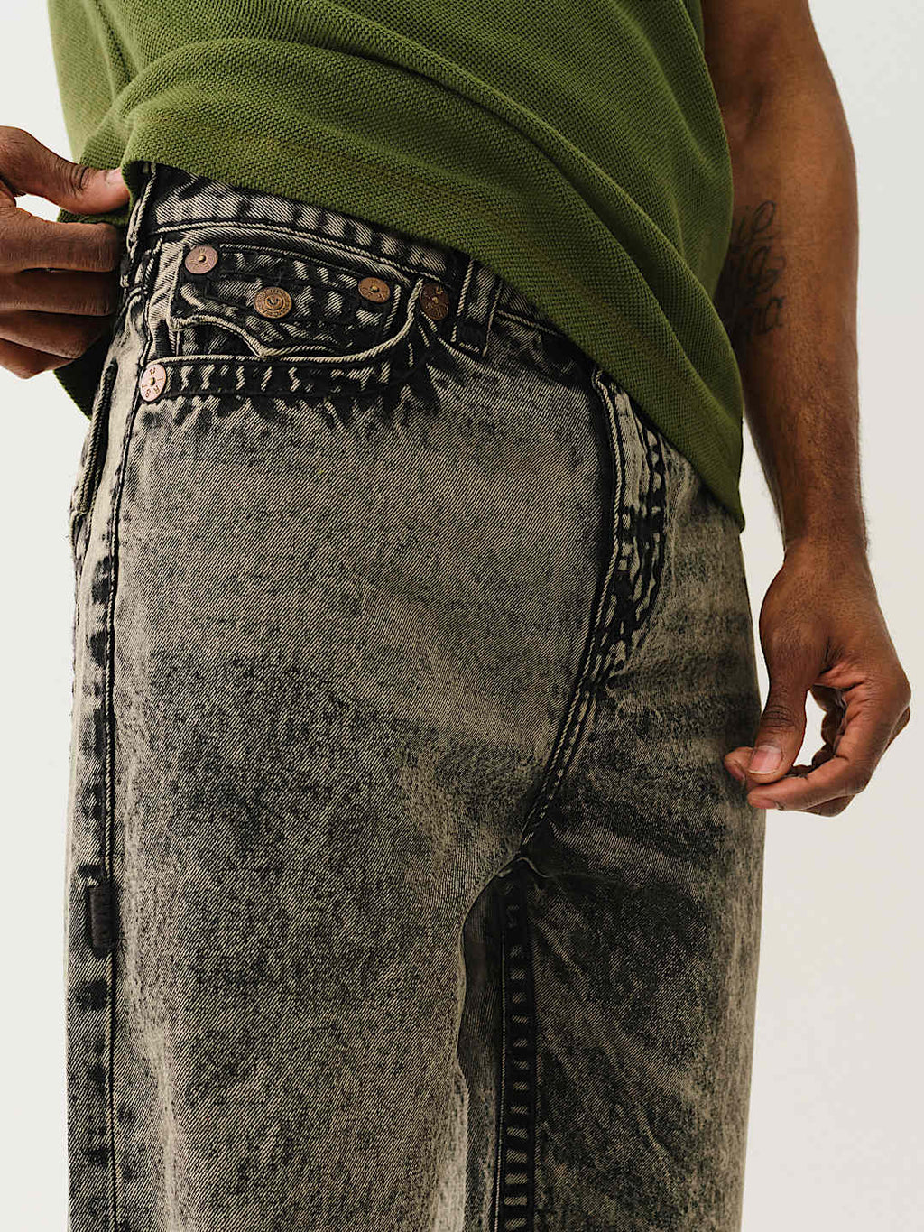 True Religion - Vinny Super T Flap Ultra Baggy Jean