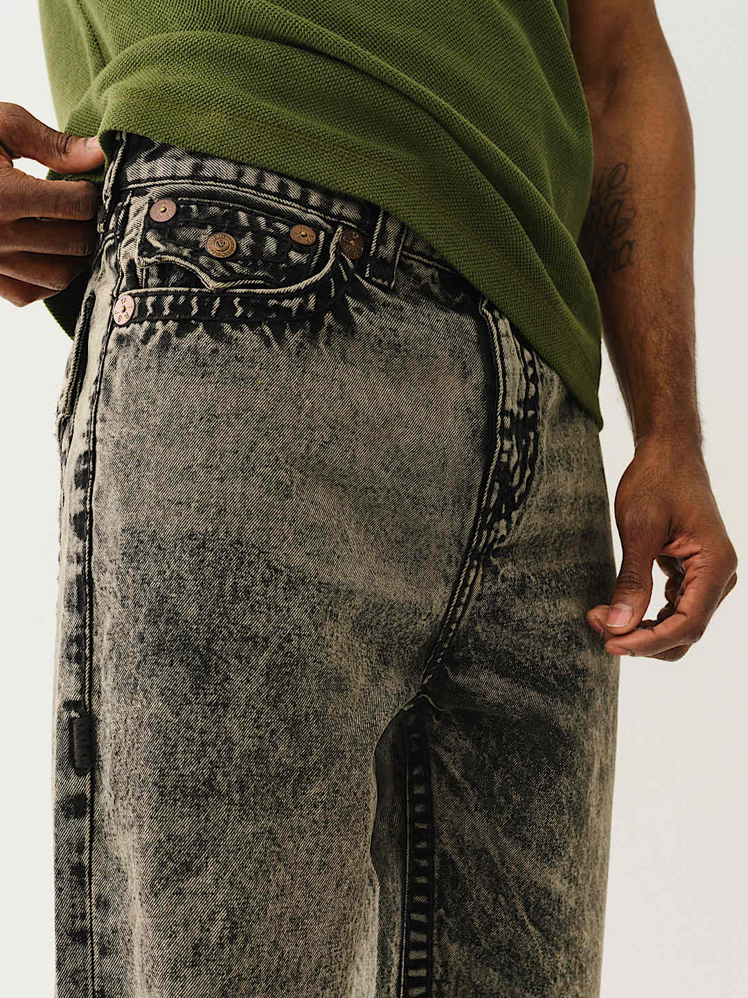 True Religion - Vinny Super T Flap Ultra Baggy Jean