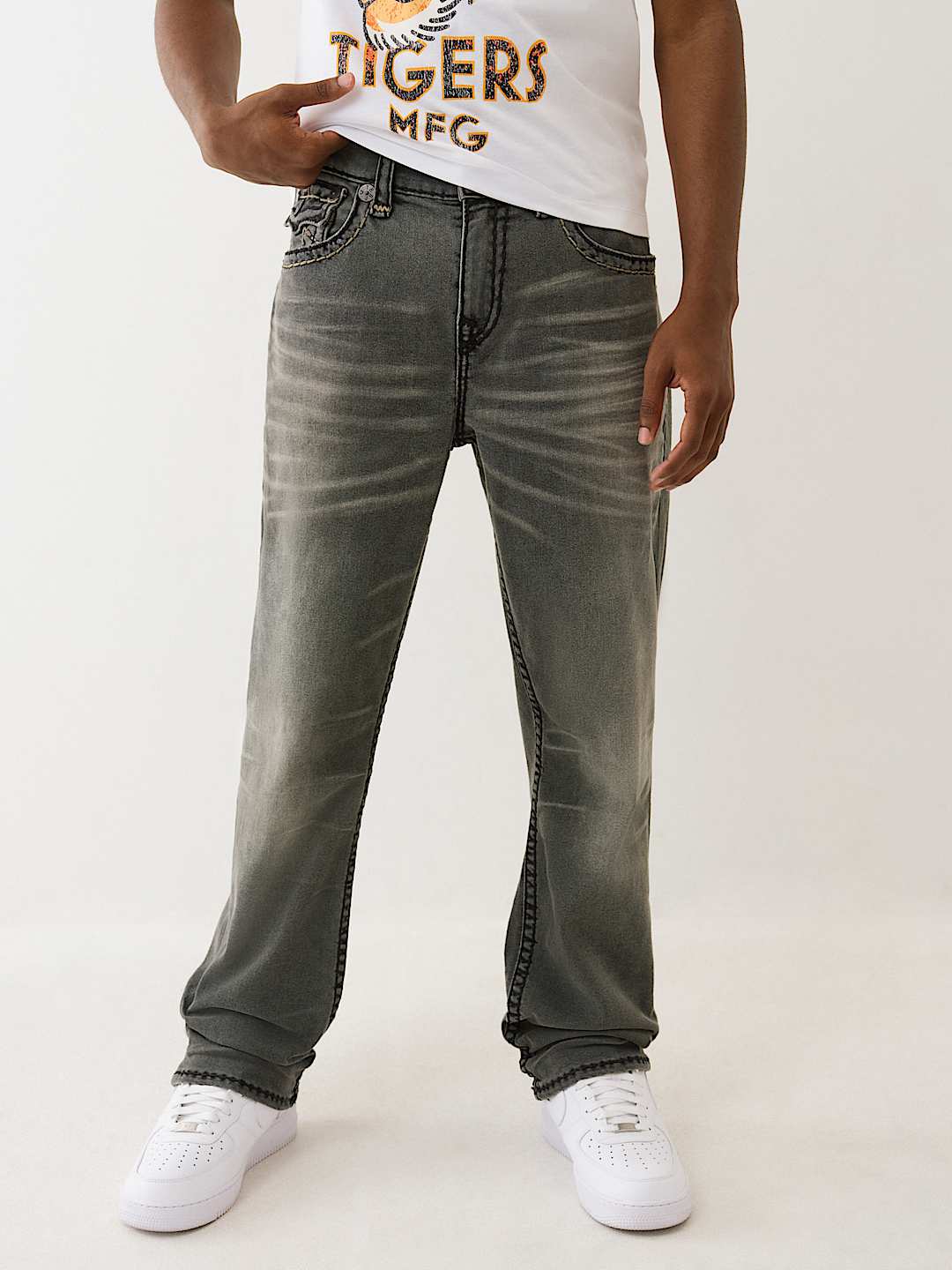 True Religion - Bobby Super T Baggy Jean 32"