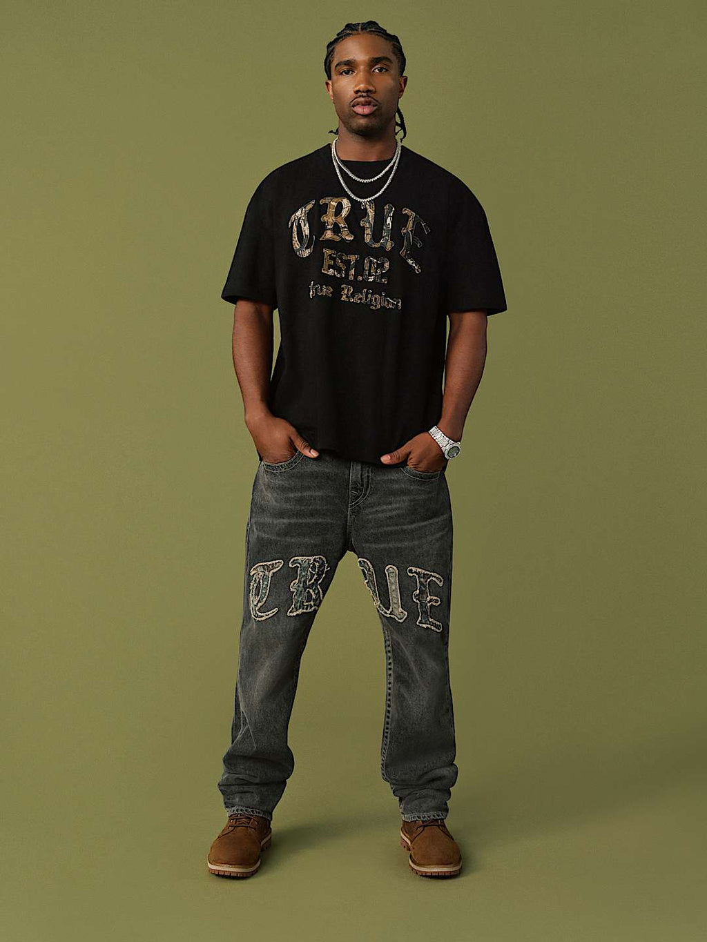 True Religion - RICKY LOGO APPLIQUÉ STRAIGHT JEAN
