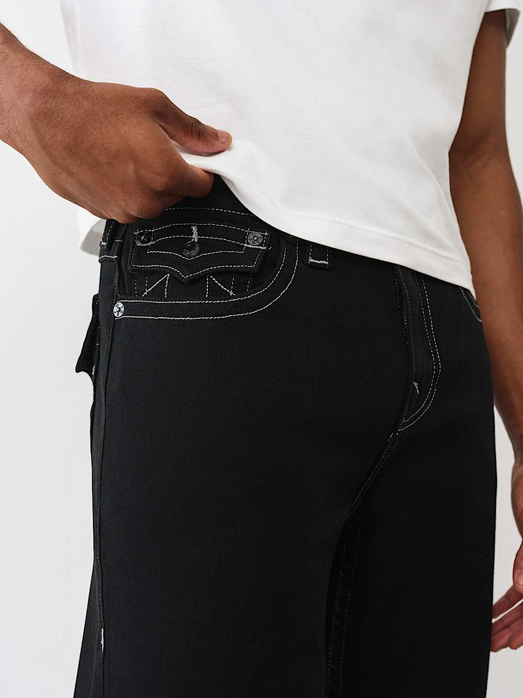 True Religion - BOBBY BAGGY JEAN 32”