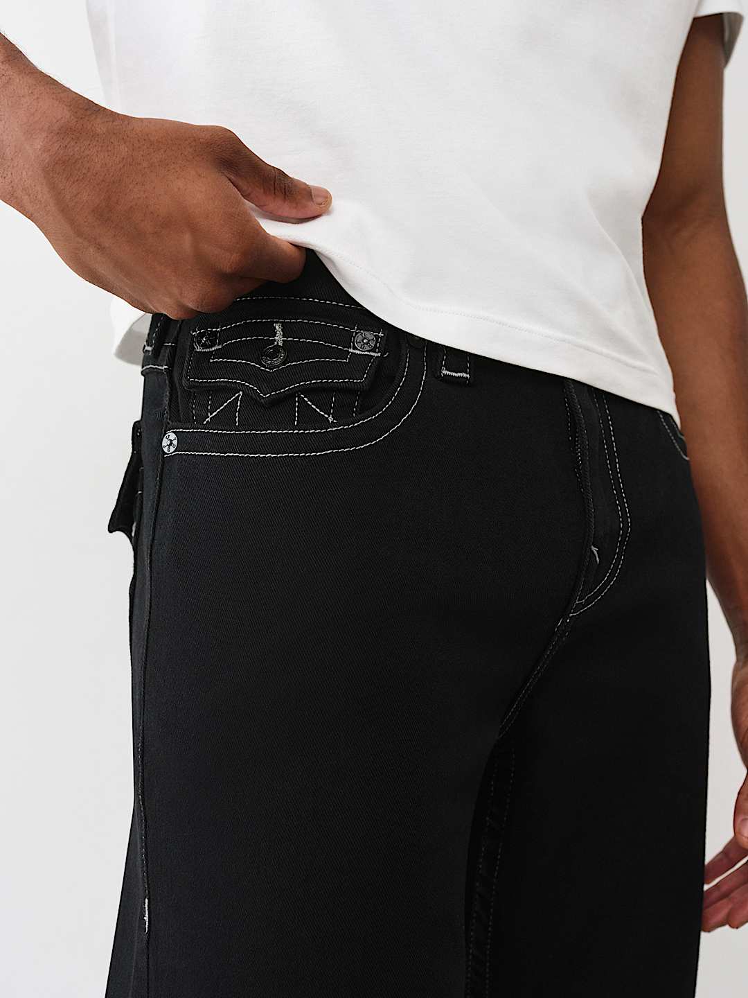 True Religion - BOBBY BAGGY JEAN 32”