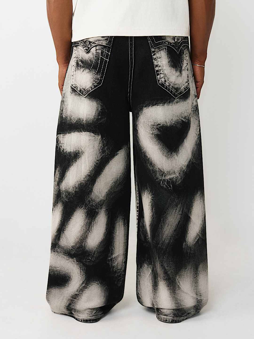 True Religion - Mikey Big T Flap Baggy Af Jean 32"