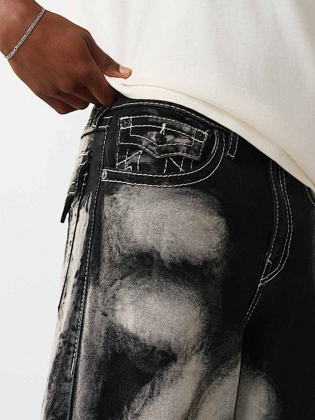 True Religion - Mikey Big T Flap Baggy Af Jean 32"