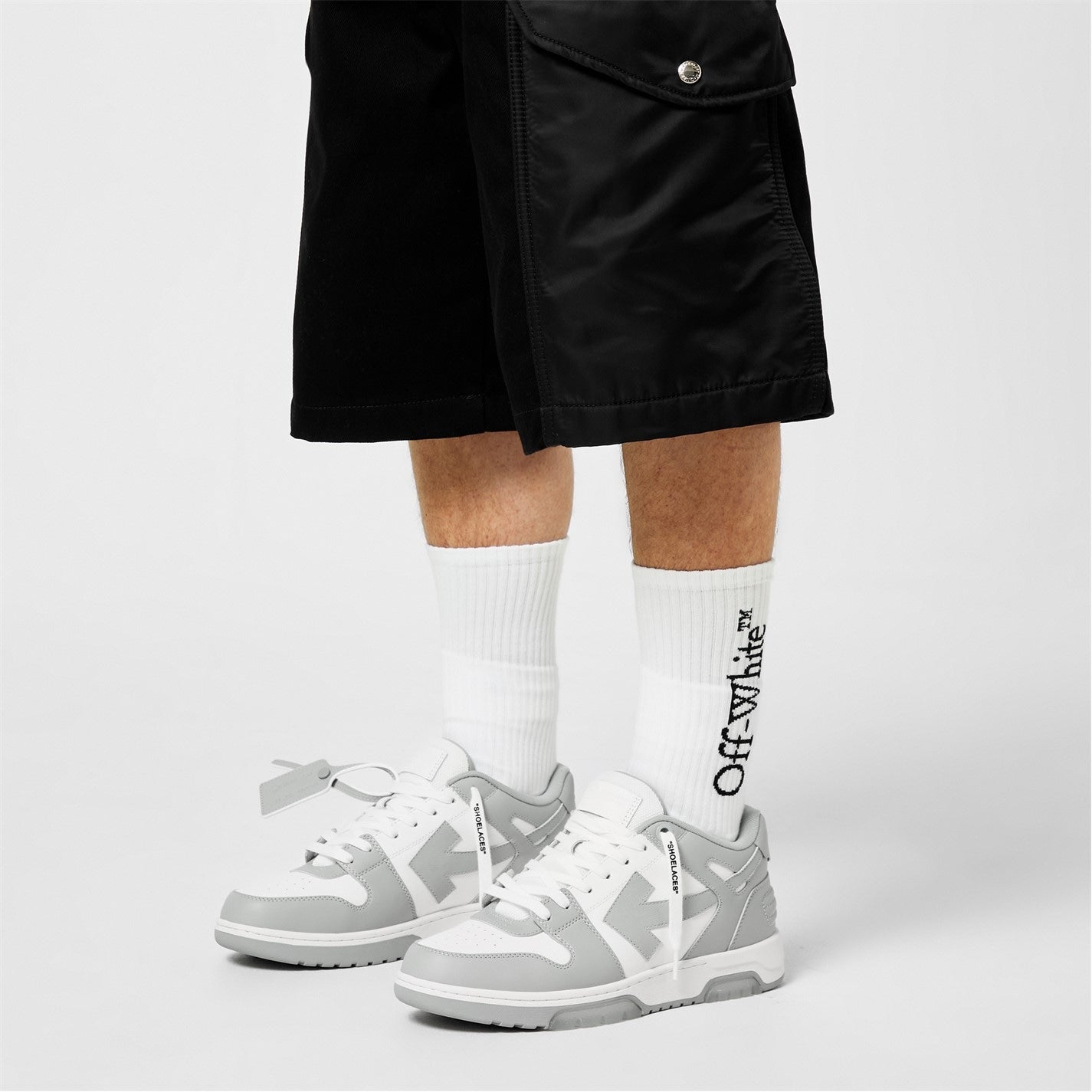 OFF WHITE - Men's Out Of Office Classic Trainers, Trademark Branding