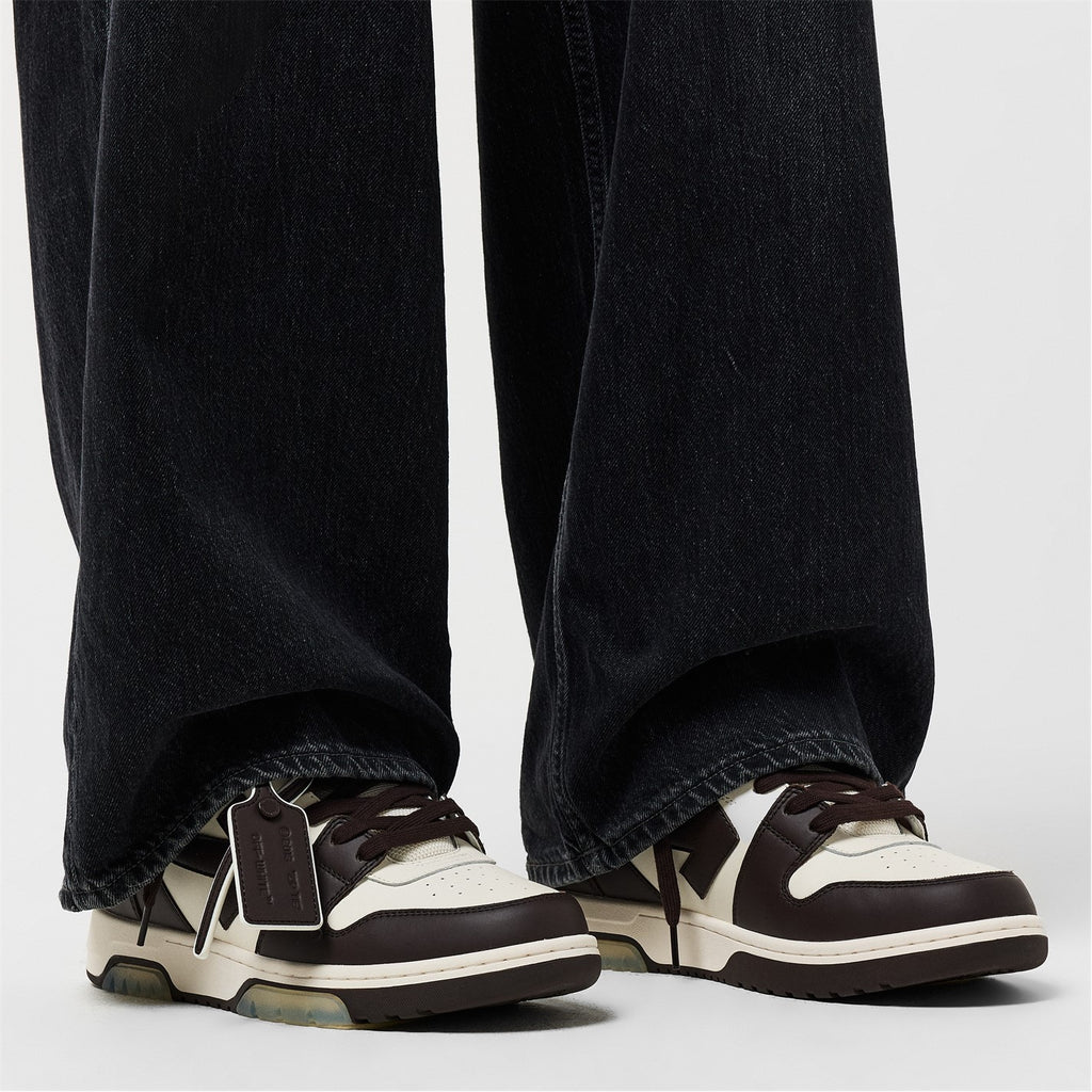 OFF WHITE - Men's Out Of Office Classic Trainers, Trademark Branding