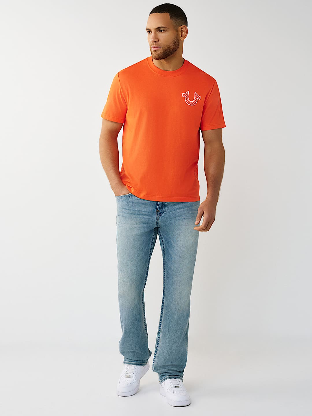 True Religion - Filled Horseshoe Script Graphic Tee