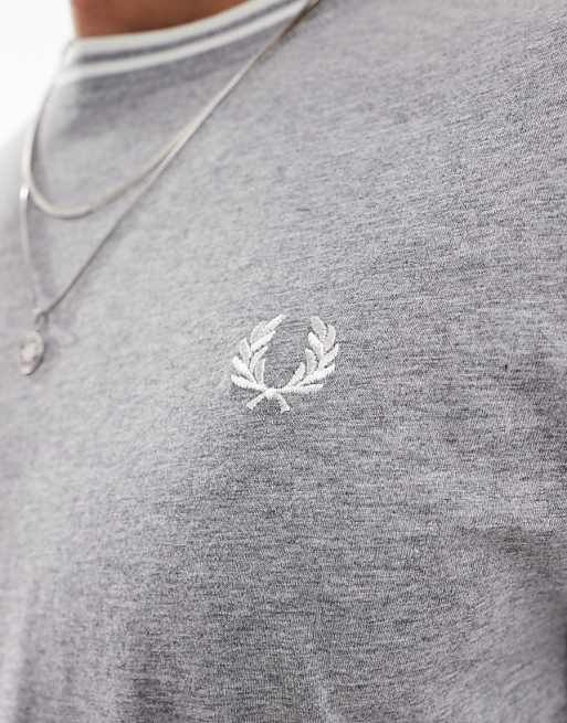 twin tipped t-shirt in grey