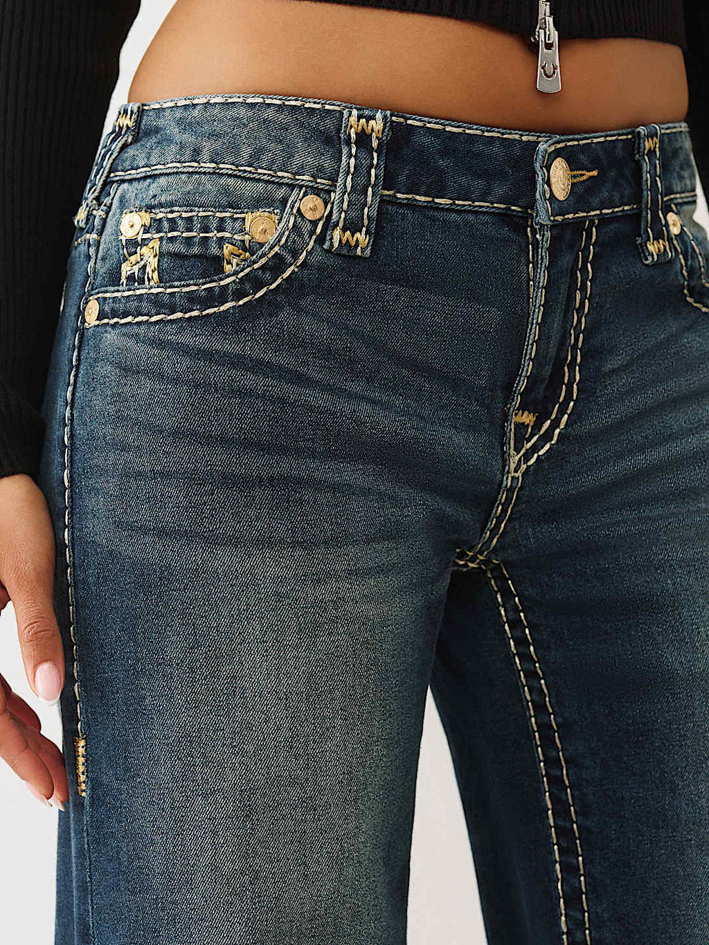 True Religion - BOBBI LOW RISE LUREX SUPER T BAGGY JEAN