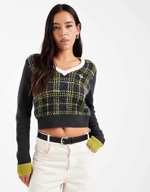 Fred Perry - v-neck tartan jumper in dark grey