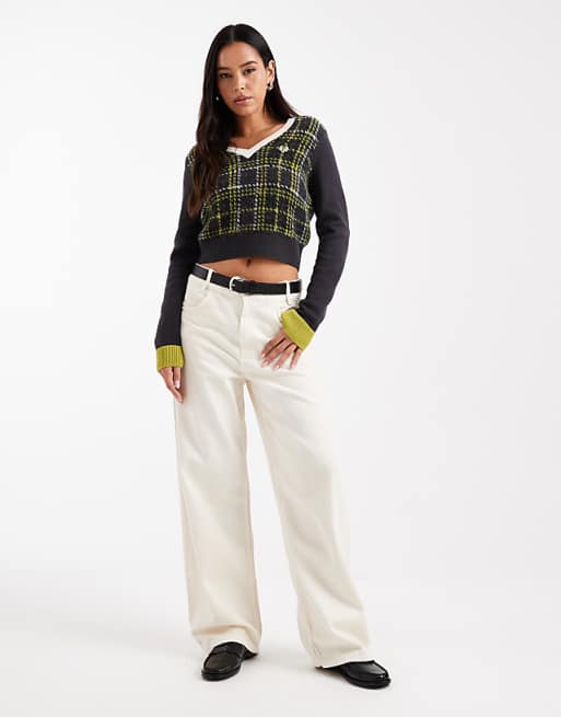 Fred Perry - v-neck tartan jumper in dark grey