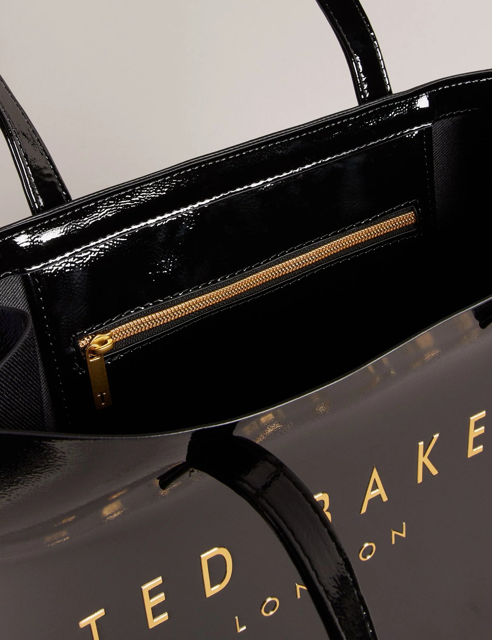 Ted Baker London - CRINKON Crinkle Large Faux Leather Icon Tote Bag