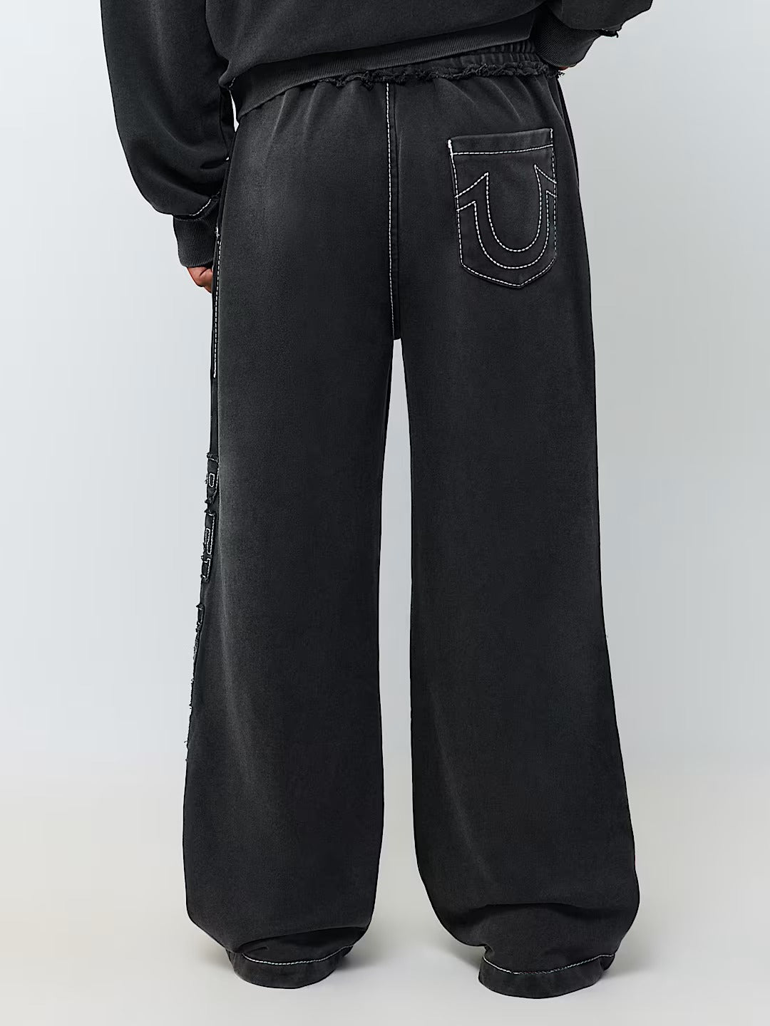 True Religion - Logo Appliqué Big T Baggy Sweatpant
