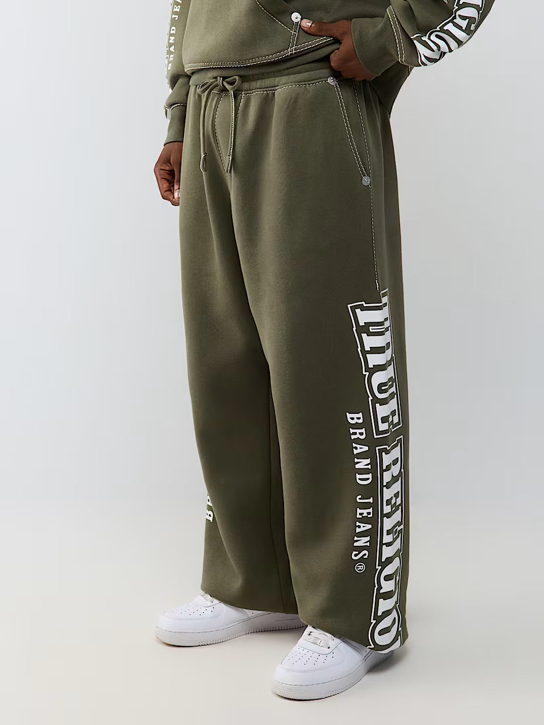 True Religion - Big T Extra Baggy Jogger