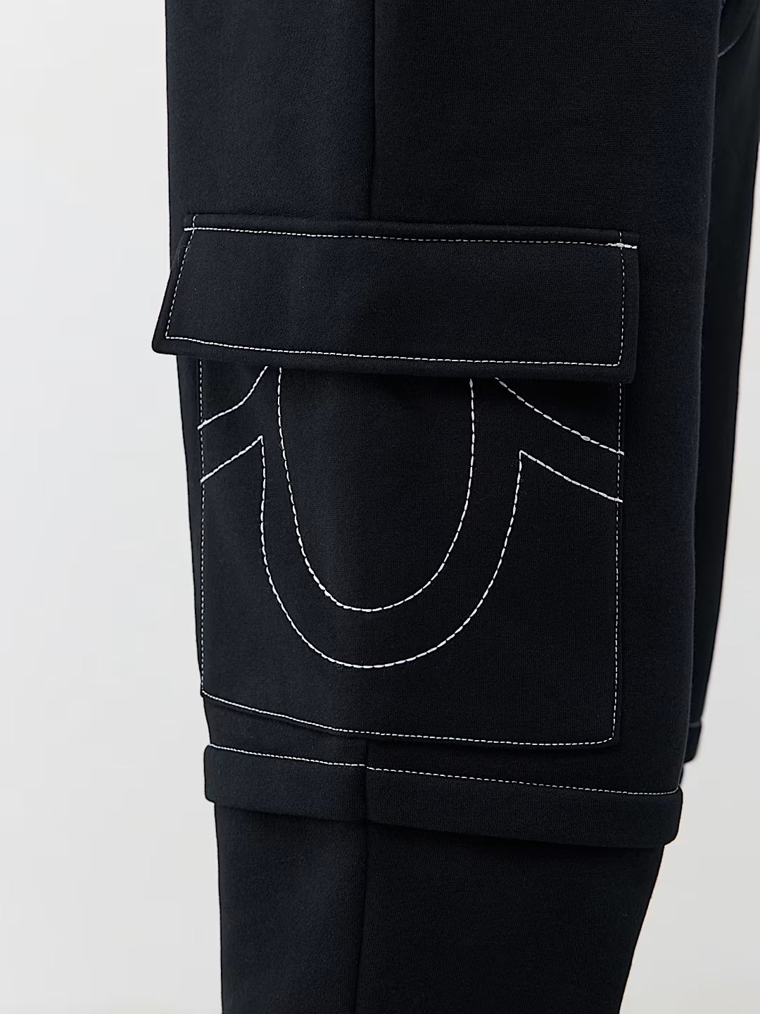 True Religion - Contrast Mfg Cargo Sweatpant