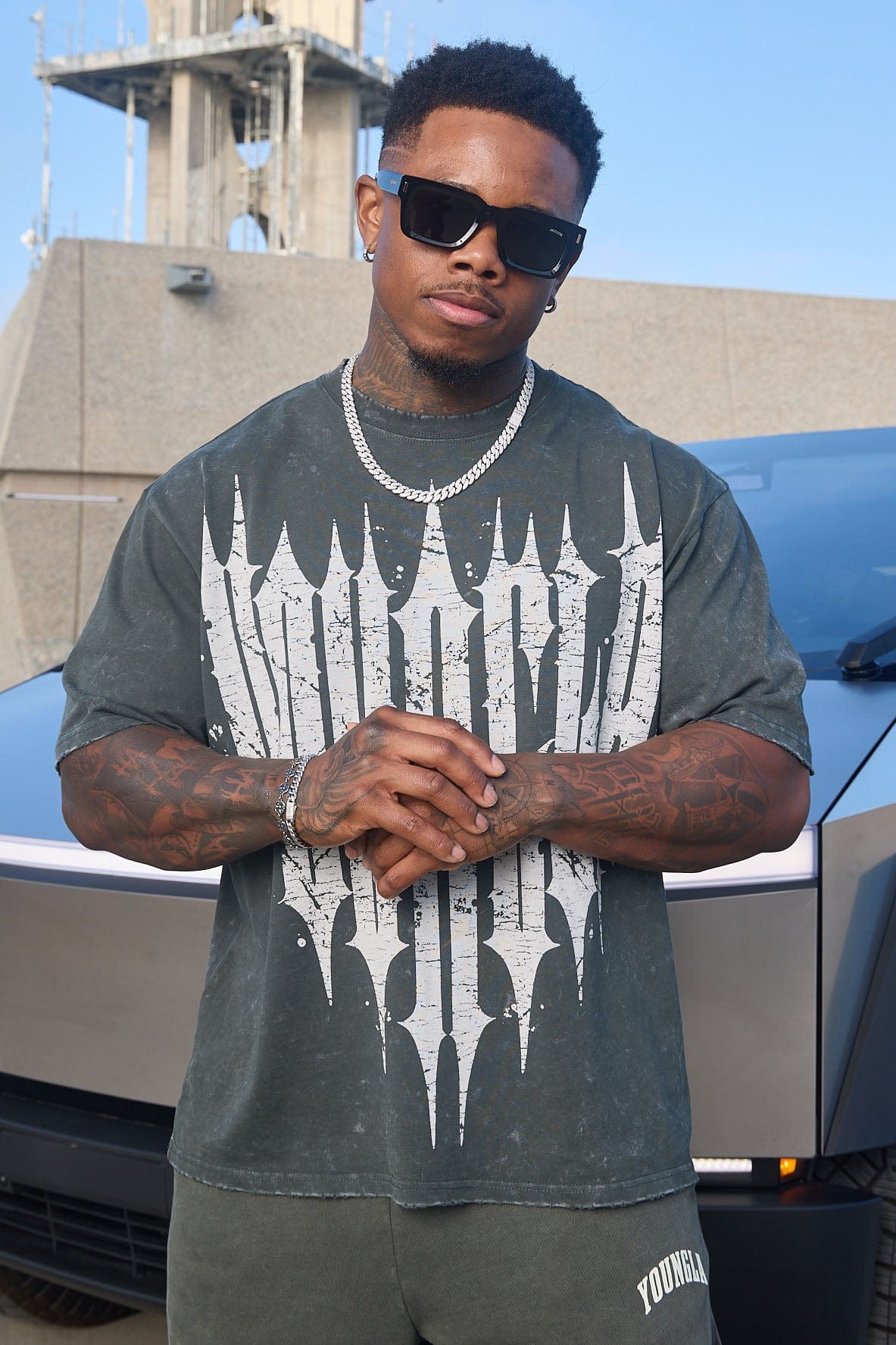YOUNGLA - 4156 - Revenge Tees