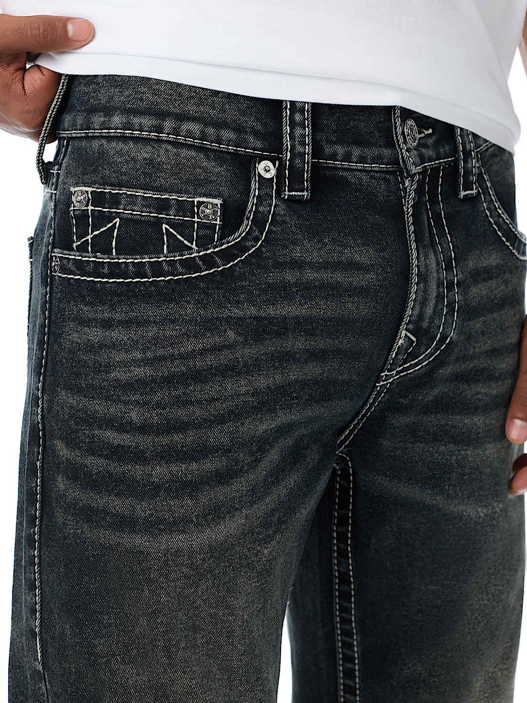 True Religion - Geno Big T Slim Jean 32"