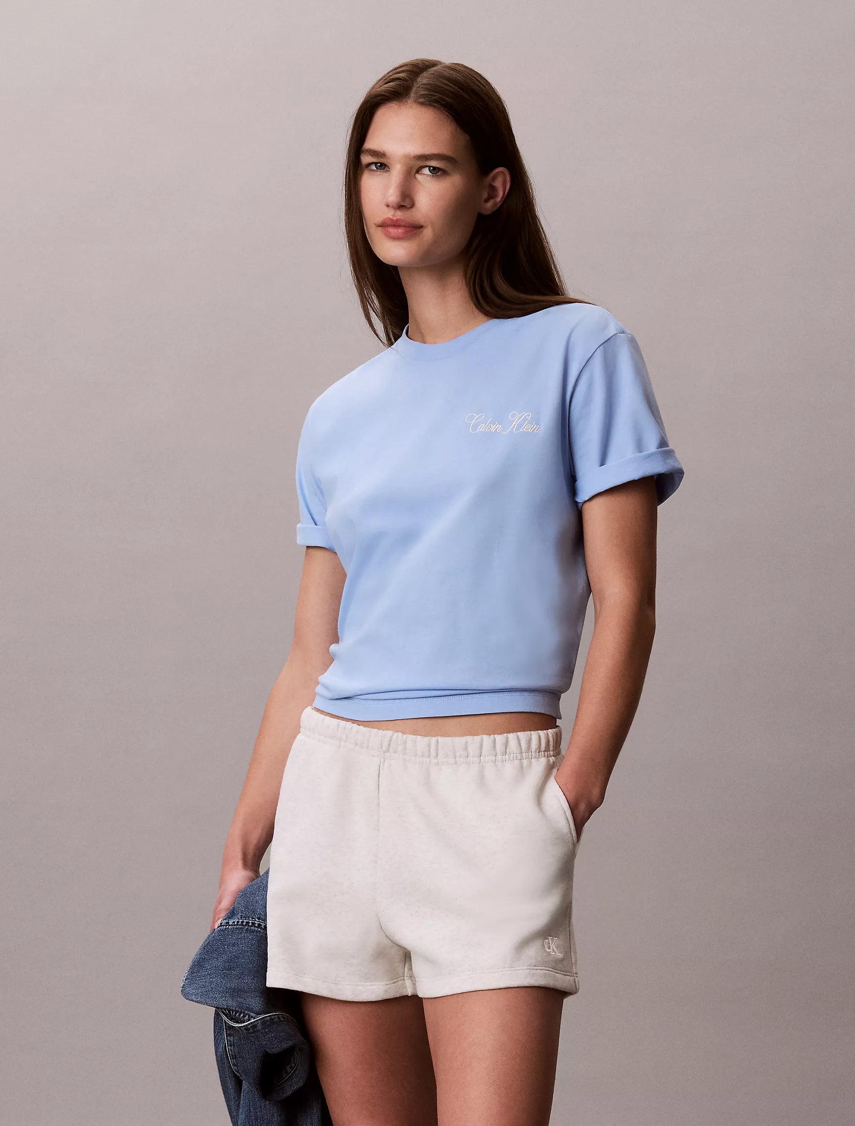 Calvin Klein - Cursive Calvin Klein Graphic Boxy Tee