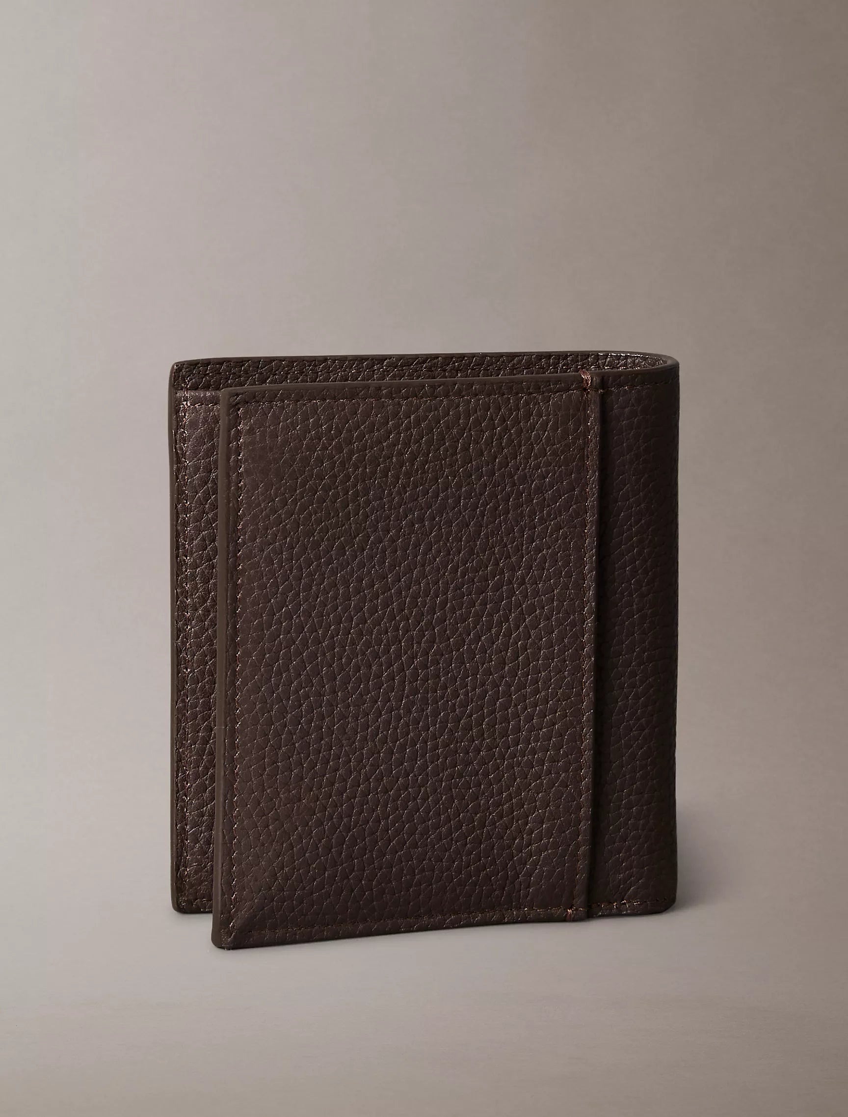 Calvin Klein - Foil Embossed Logo Slim Bifold Wallet