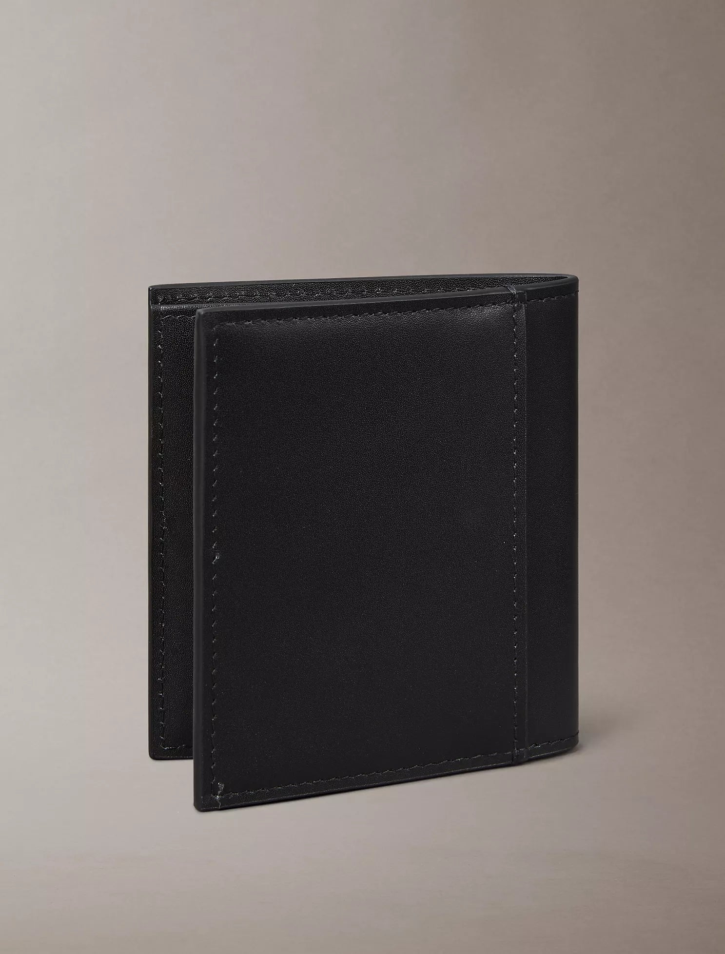 Calvin Klein - Bold Graphic Bifold Wallet