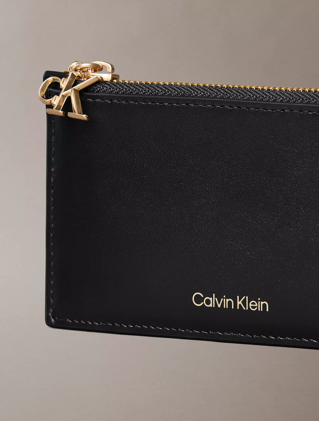 Calvin Klein - Leather Zip Card Case