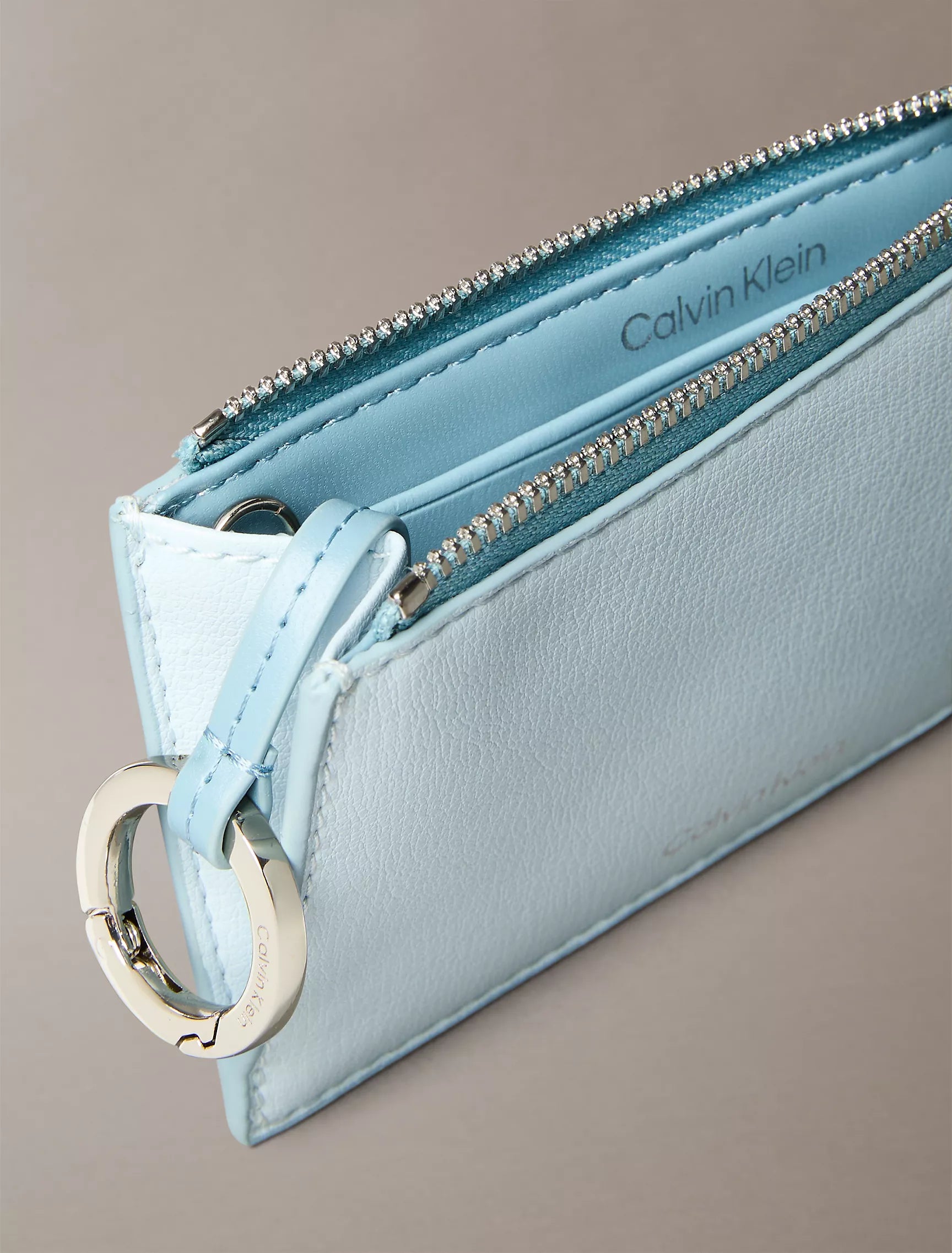 Calvin Klein - Foil Logo Top Zip Card Case