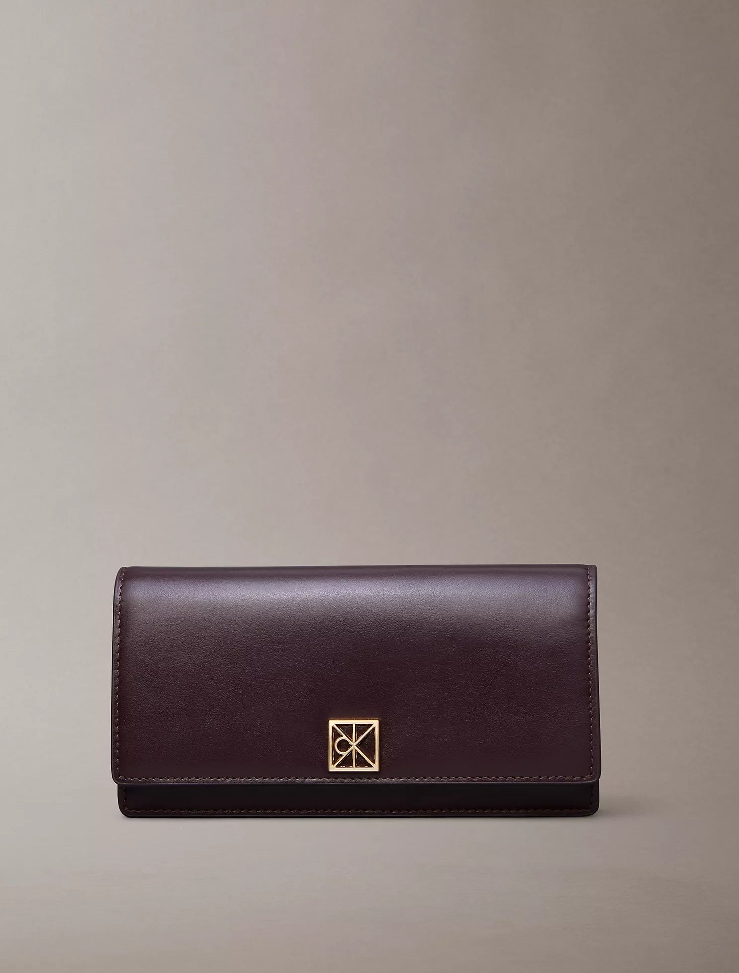 Calvin Klein - Monogram Logo Emblem Leather Bifold Wallet