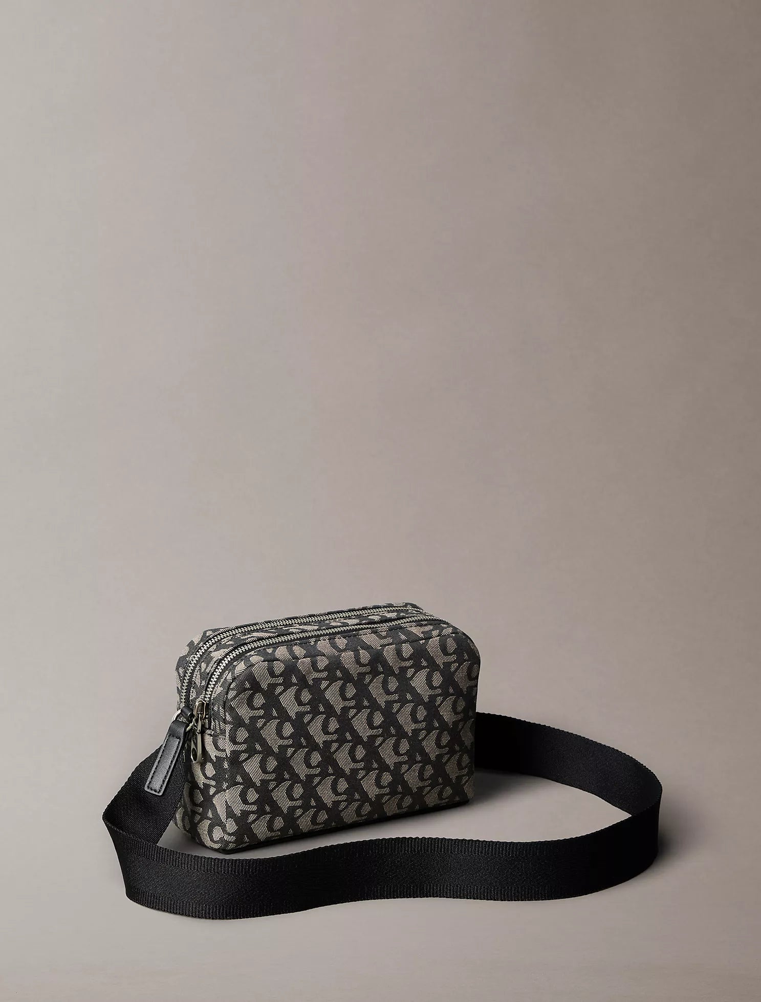 Calvin Klein - Ultralight Double Zip Crossbody Bag