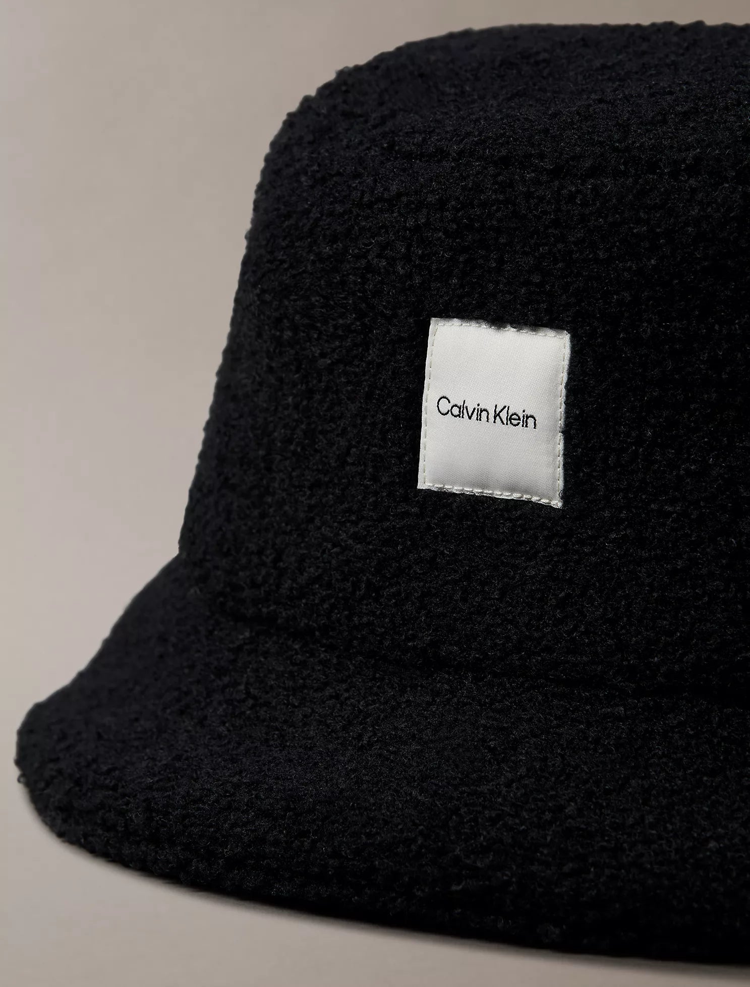 Calvin Klein - Boucle Bucket Hat