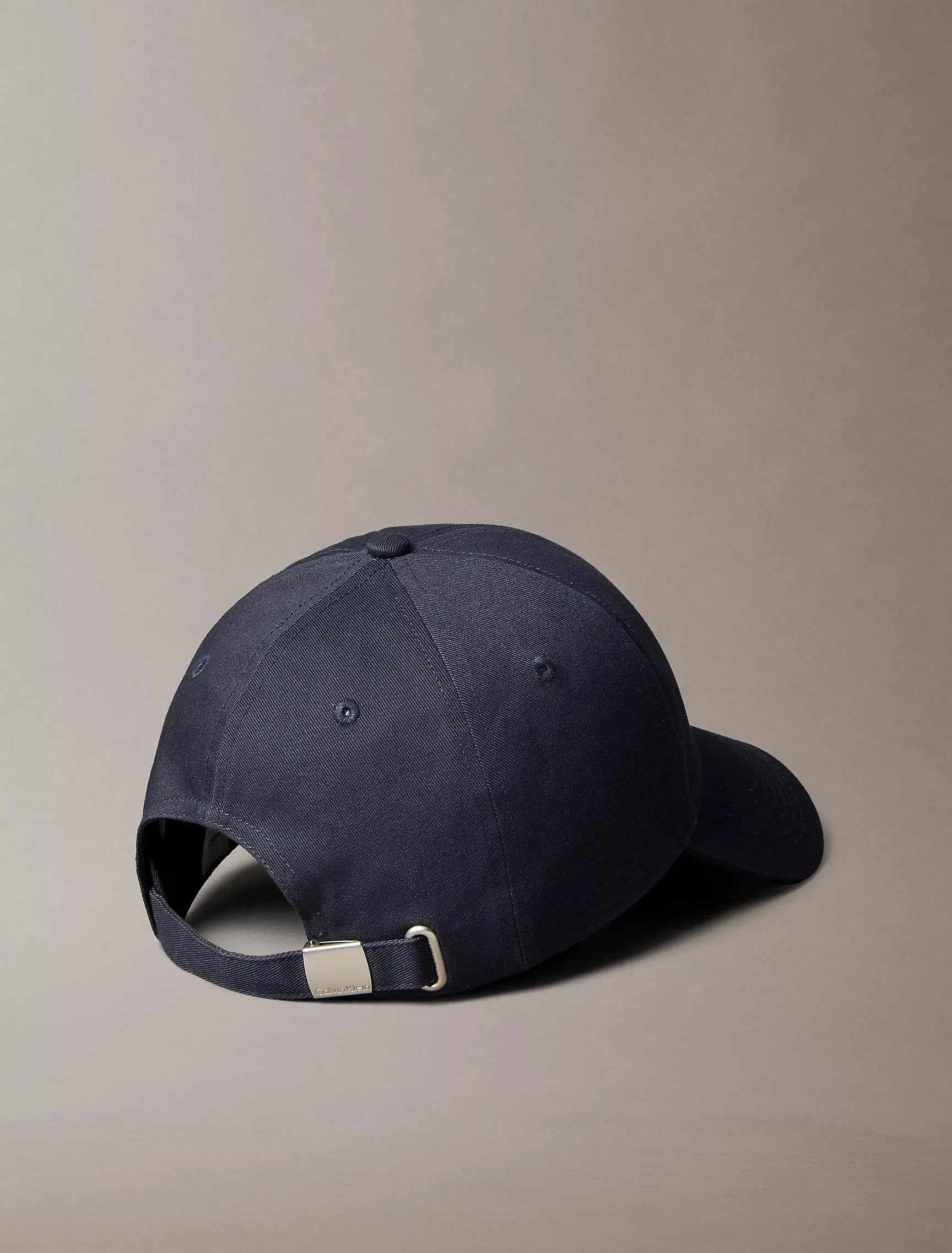 Calvin Klein - Embroidered Monologo Baseball Cap