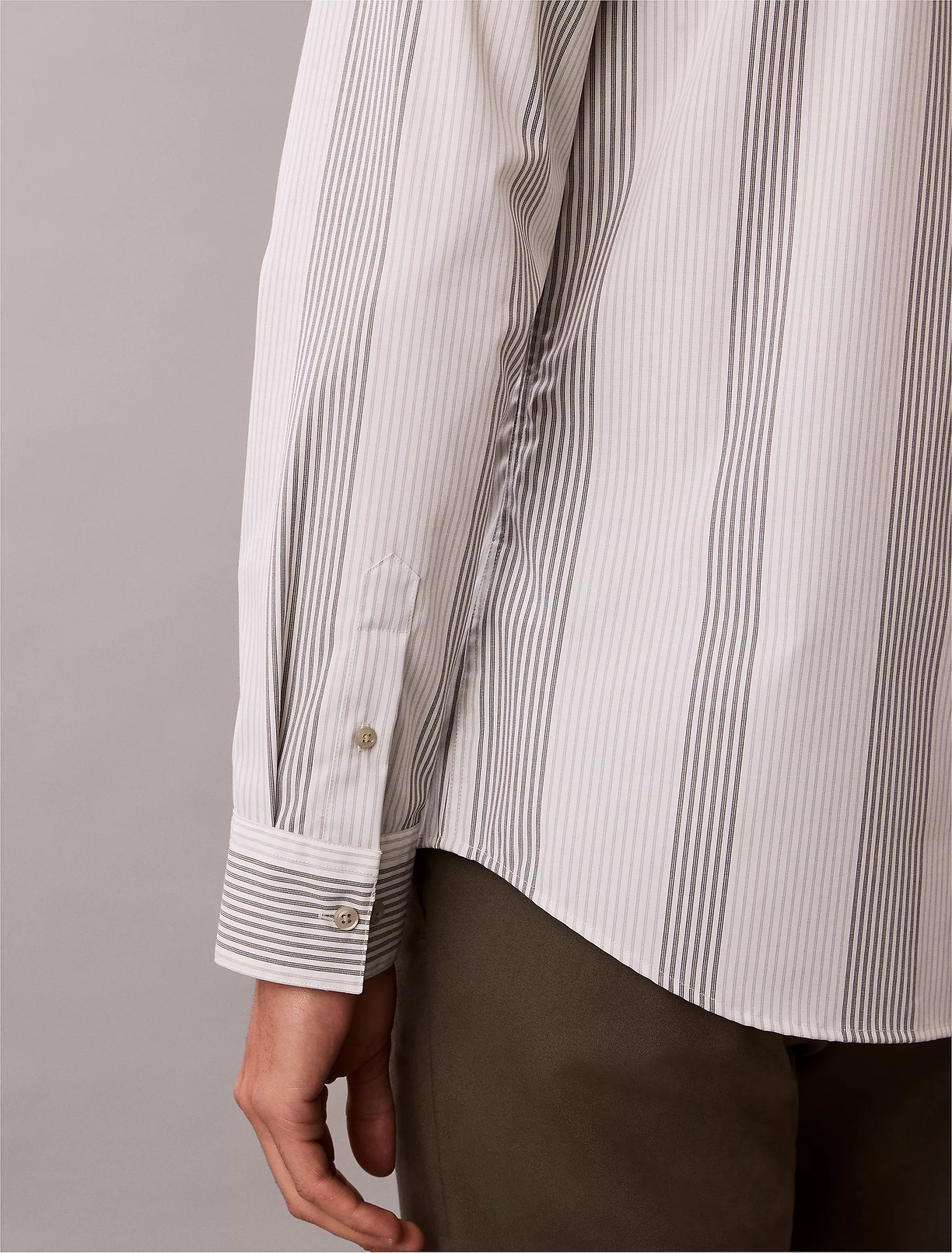 Calvin Klein - Yarn-Dyed Stripe Supima Stretch Slim Shirt