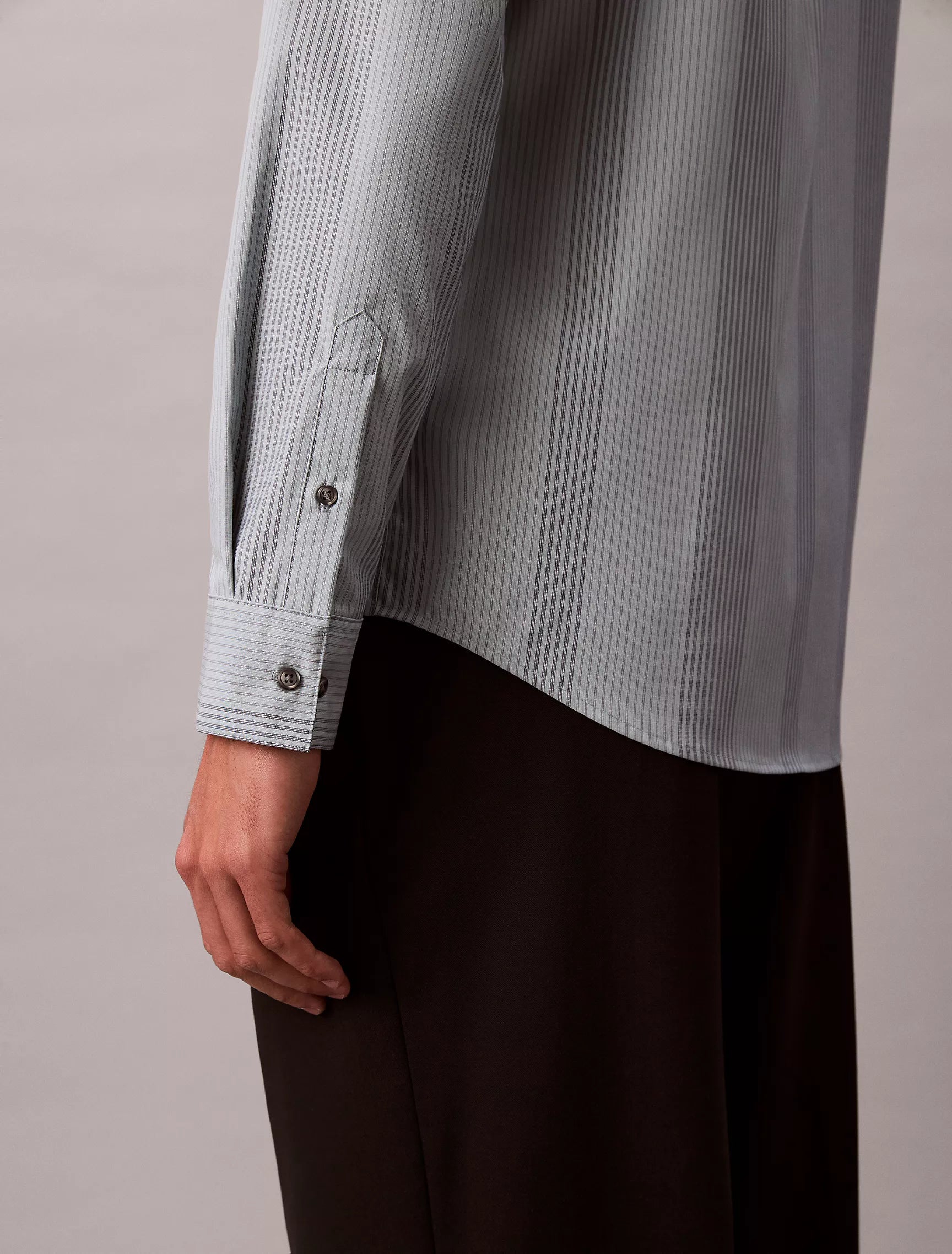 Calvin Klein - Yarn-Dyed Stripe Supima Stretch Slim Shirt