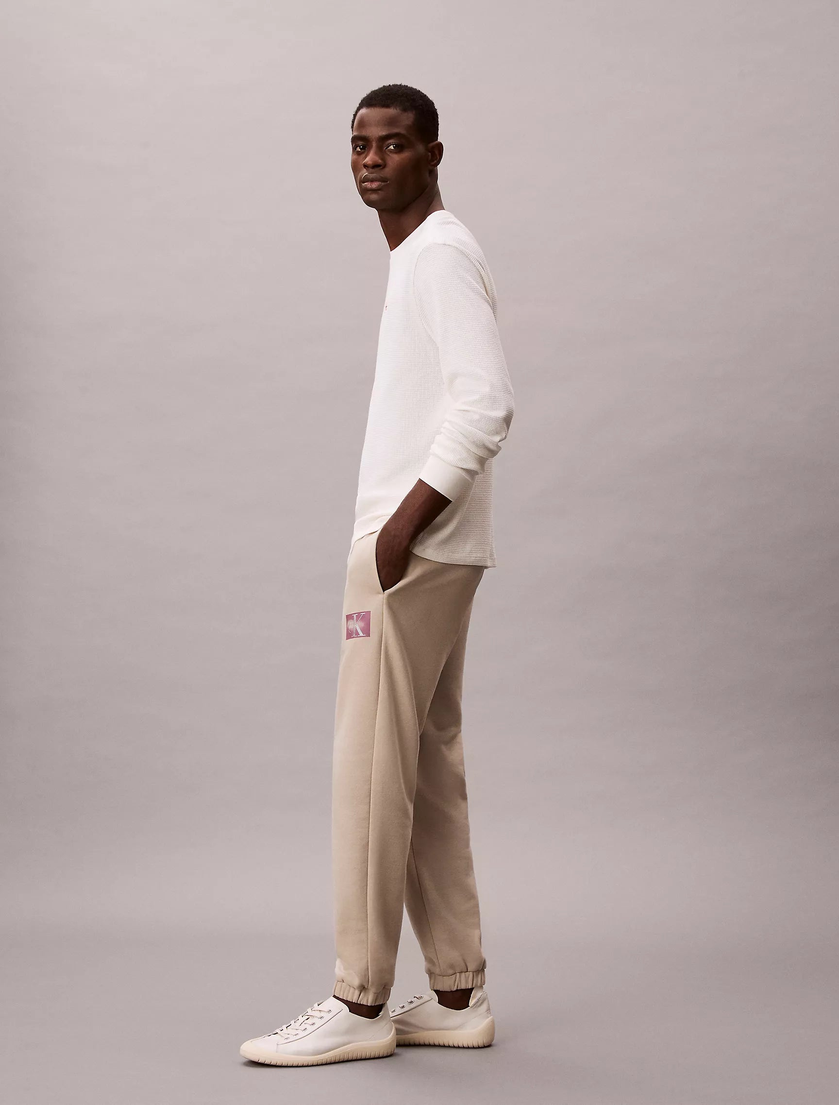 Calvin Klein - Fleece Monogram Graphic Joggers