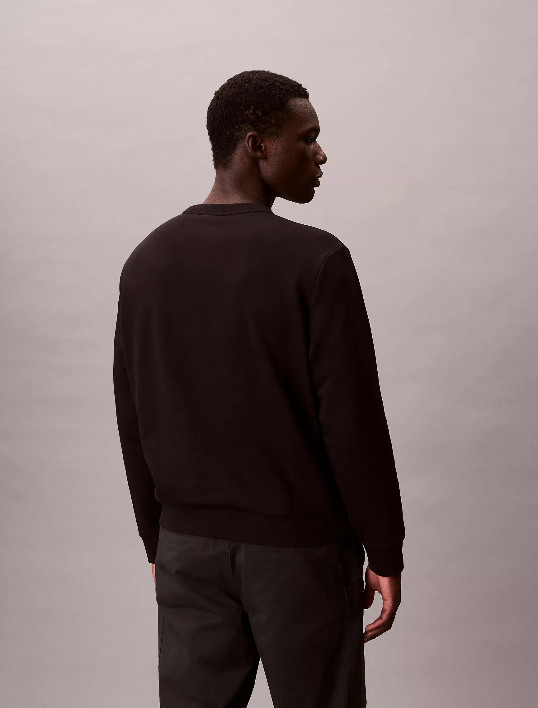 Calvin Klein - Fleece Velvet Monologo Graphic Relaxed Sweatshirt