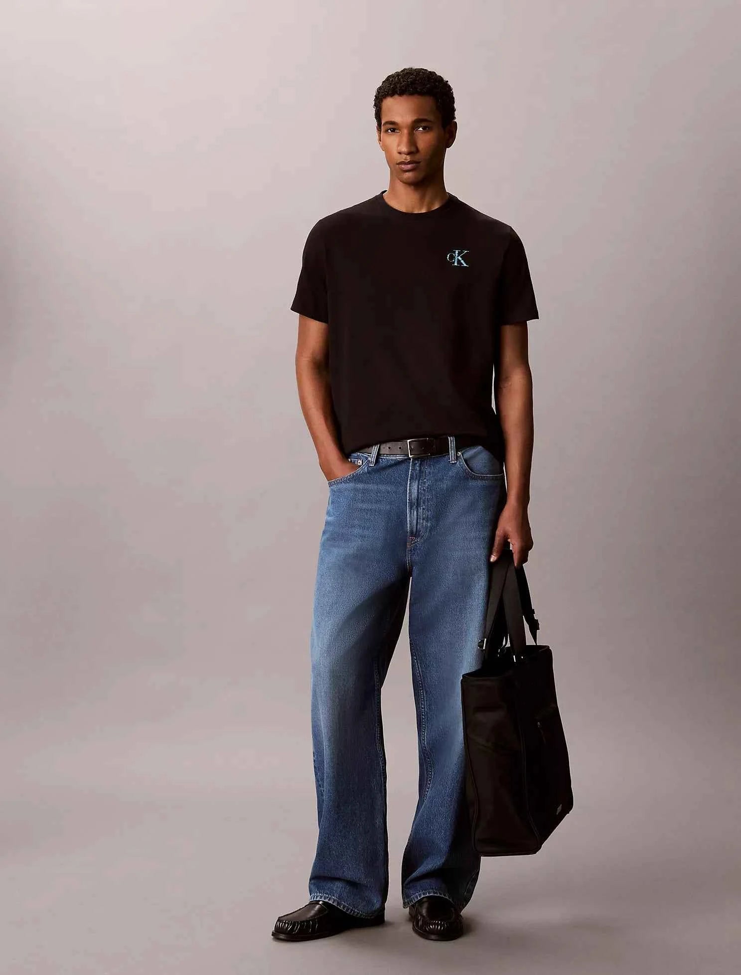 Calvin Klein - Brushstroke Monologo Graphic Tee