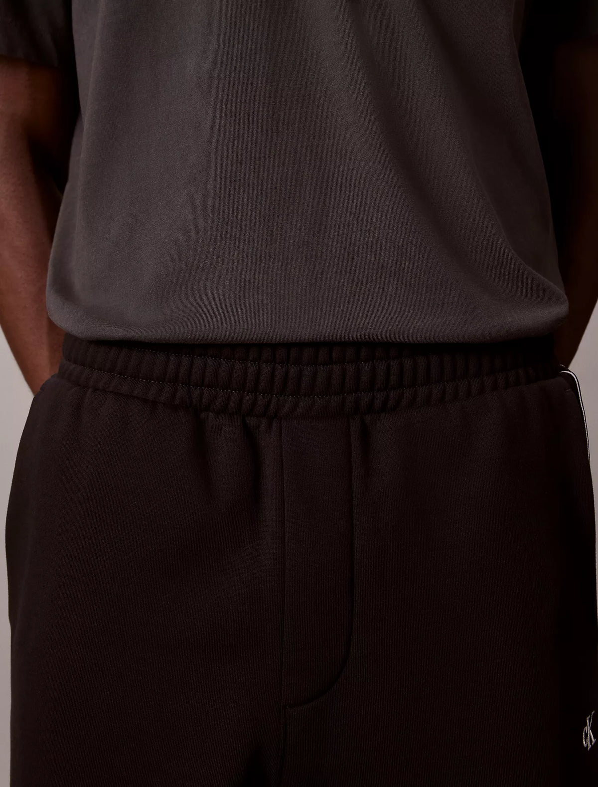 Calvin Klein - Logo Tape Fleece Sweatpants