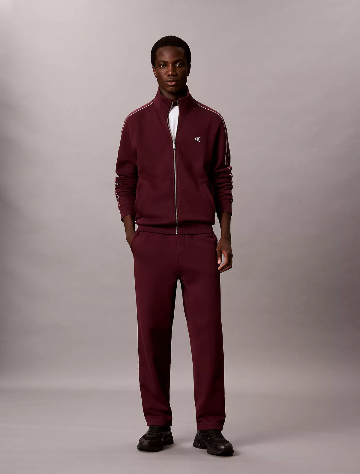 Calvin Klein - Logo Tape Fleece Sweatpants