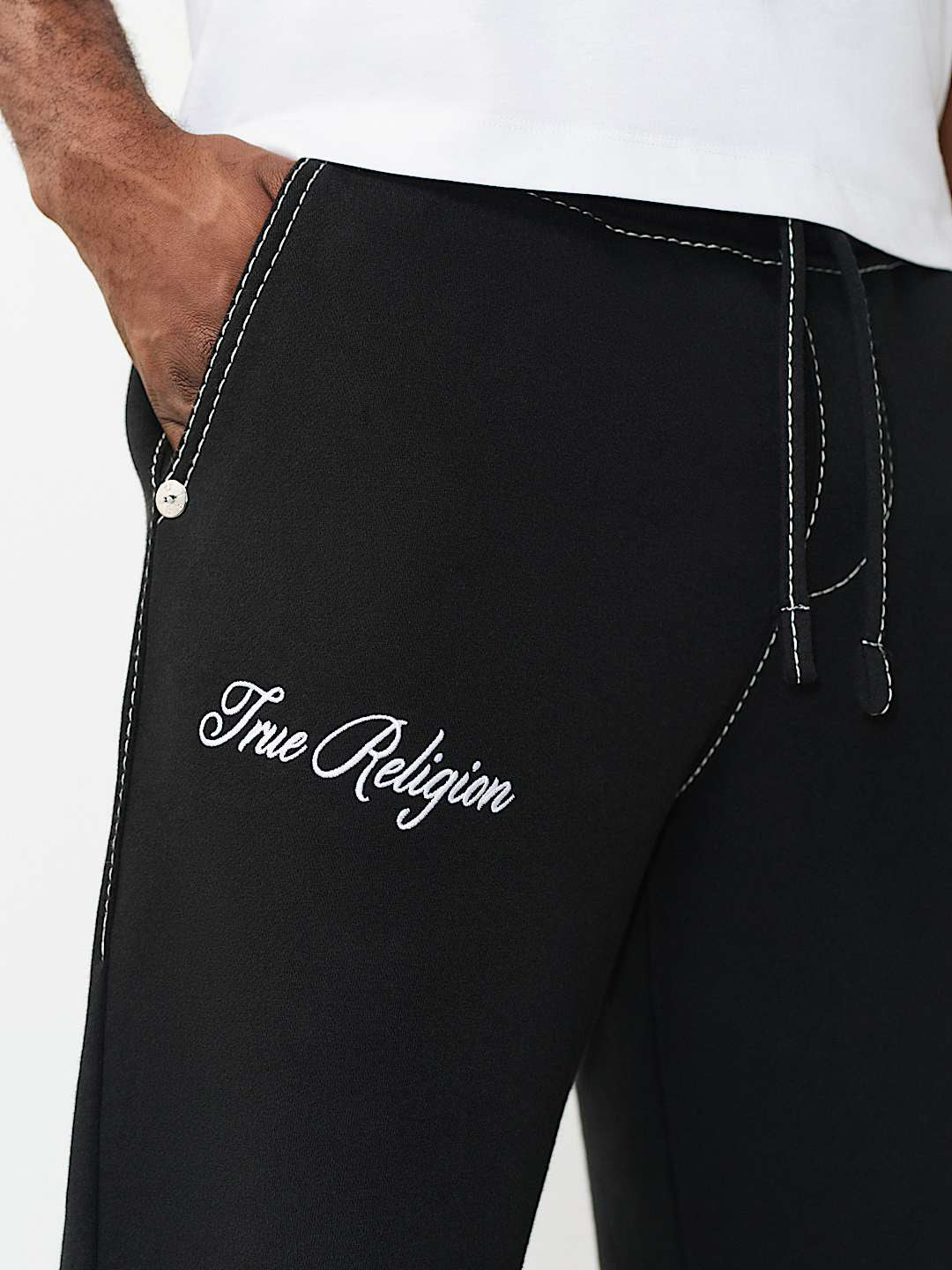 True Religion - Logo Crest Big T Baggy Sweatpant