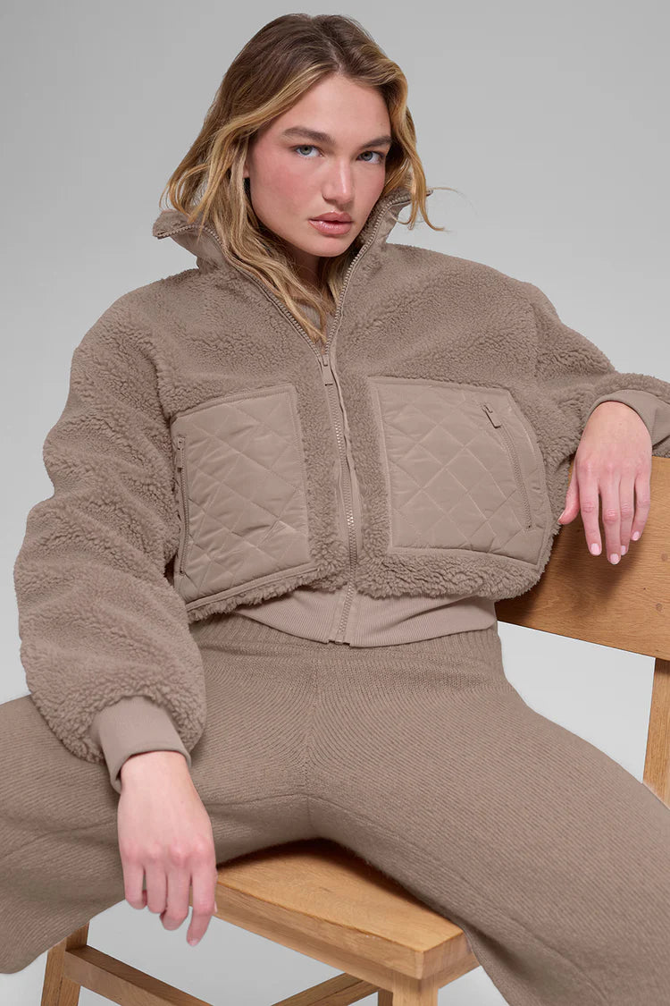 ALO YOGA - Sherpa Edge Bomber