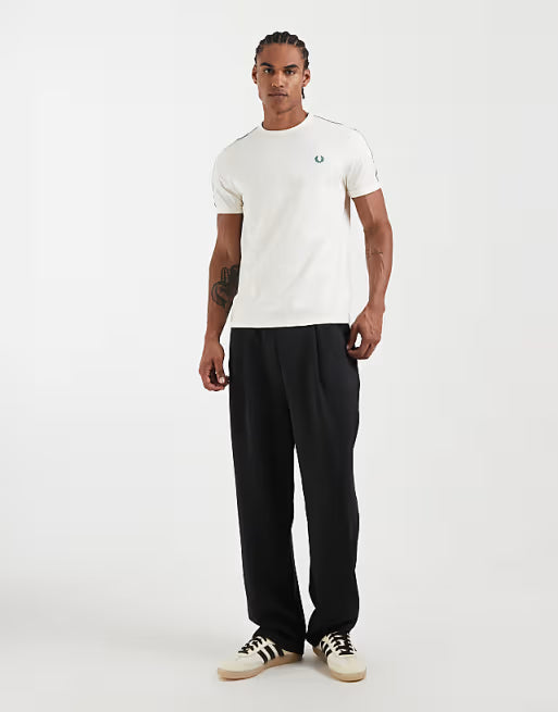 Fred Perry - contrast tape ringer t-shirt in ecru